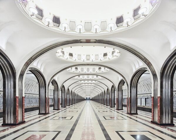 La fascinante belleza del metro de Moscú - Sputnik Mundo