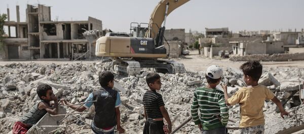 Niños en Kobani, Siria - Sputnik Mundo