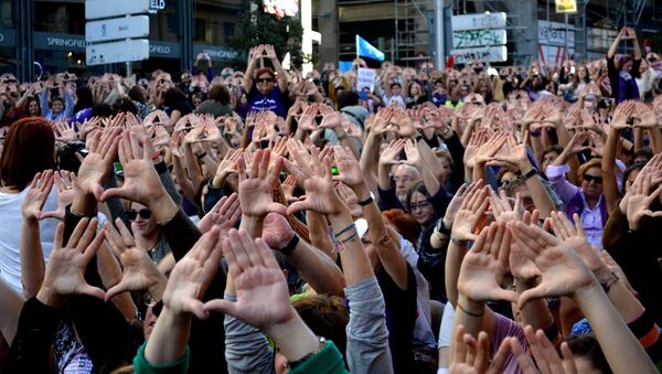 Manifestación contra la violencia de género, Madrid - Sputnik Mundo