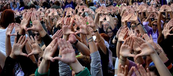 Manifestación contra la violencia de género, Madrid - Sputnik Mundo