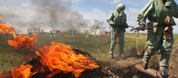Simulacro de ataques con armas químicas (archivo) - Sputnik Mundo