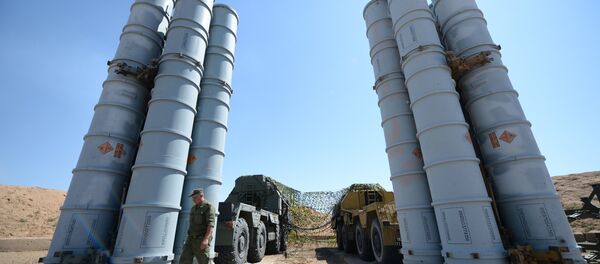 Sistemas antiaéreos S-300 Sistemas antiaéreos S-300 - Sputnik Mundo