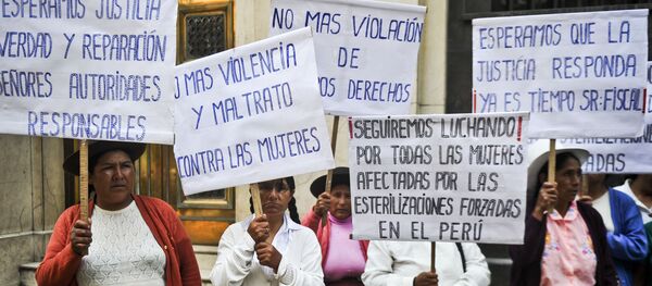 Las víctimas de la esterilización forzada en Perú - Sputnik Mundo