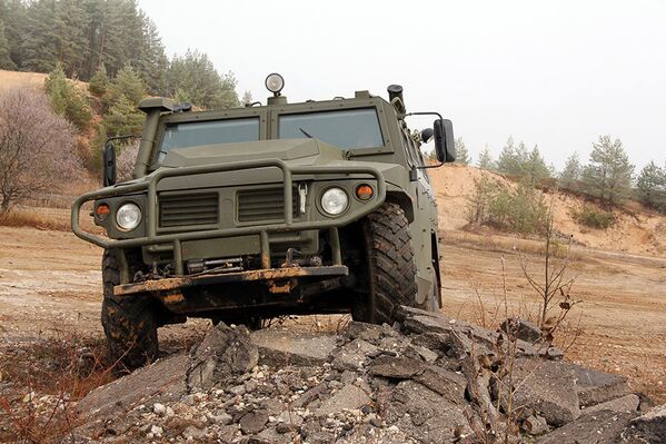 Ejercicios de una unidad de misiones especiales del Distrito Militar Oeste de Rusia - Sputnik Mundo