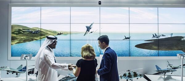Stand de Rosoboronexport en el salón aeronáutico Dubai Airshow 2015 - Sputnik Mundo