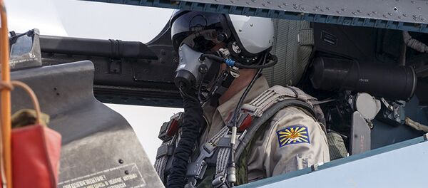 Piloto ruso - Sputnik Mundo