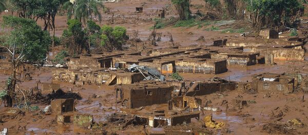 Bento Rodrigues en ruinas Bento Rodrigues en ruinas - Sputnik Mundo