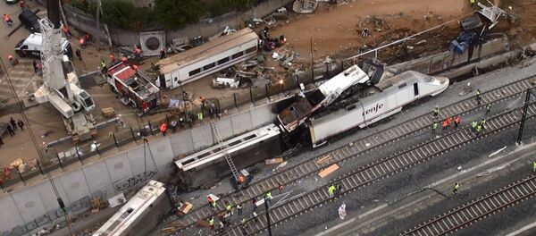 Sitio del siniestro del tren en Santiago de Compostela - Sputnik Mundo