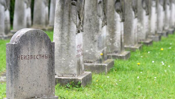 Un cementerio soviético en Alemania - Sputnik Mundo