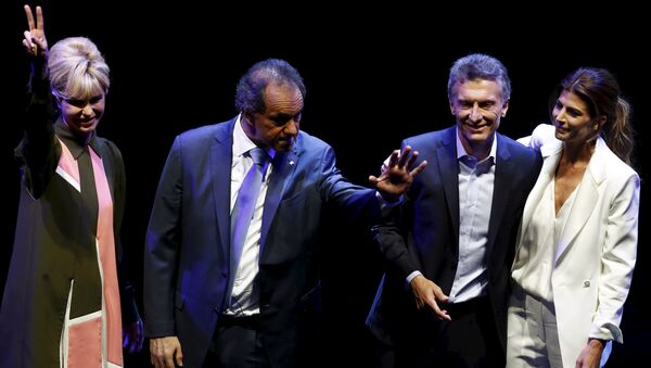 Candidatos presidenciales Daniel Scioli y Mauricio Macri Candidatos presidenciales Daniel Scioli y Mauricio Macri - Sputnik Mundo