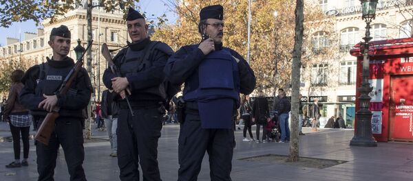 Policías franceses - Sputnik Mundo