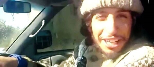 Imagen de Abdelhamid Abaaoud extraida de un vídeo de EI - Sputnik Mundo