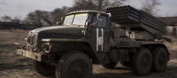 Lanzadera múltiple Grad del Ejército ucraniano (archivo) - Sputnik Mundo