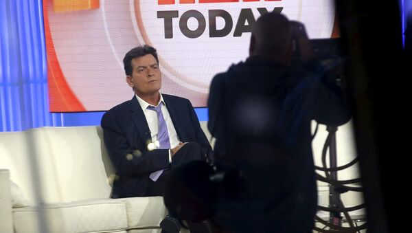Charlie Sheen, actor estadounidense - Sputnik Mundo
