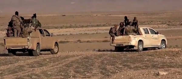 Militantes del grupo terrorista Estado Islámico - Sputnik Mundo