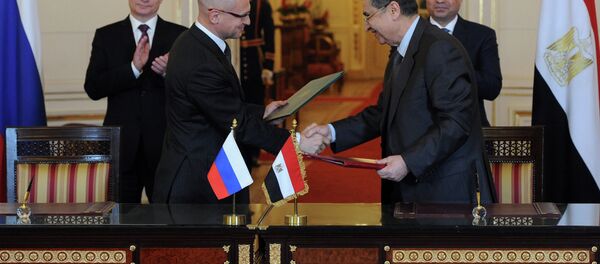 Delegaciones oficiales de Rusia y Egipto firman un convenio sobre el Desarrollo del Proyecto de Construcción de una Central Nuclear (archivo) Delegaciones oficiales de Rusia y Egipto firman un convenio sobre el Desarrollo del Proyecto de Construcción de una Central Nuclear (archivo) - Sputnik Mundo