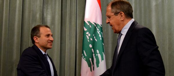 Ministro de Exteriores de Líbano, Yebran Basil, y ministro de Exteriores de Rusia, Serguéi Lavrov - Sputnik Mundo