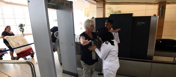 Control de segurida en el aeropuerto de Sharm El-Sheikh, Egipto - Sputnik Mundo