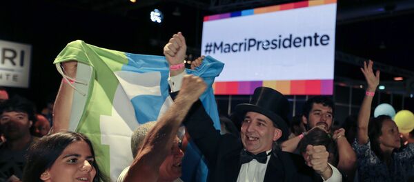 Partidarios del candidato opositor a la Presidencia argentina, Mauricio Macri - Sputnik Mundo