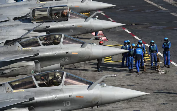 El portaaviones Charles de Gaulle El portaaviones Charles de Gaulle - Sputnik Mundo