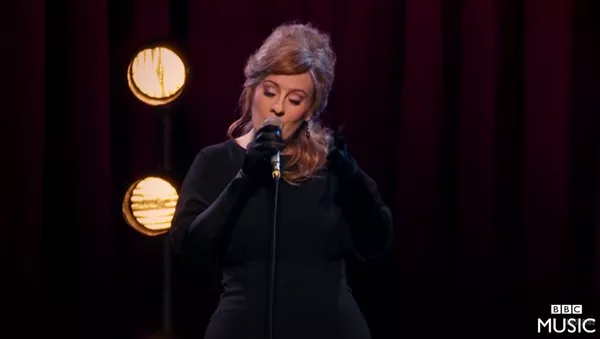 Adele participa en concurso de sus imitadores sin identificarse - Sputnik Mundo