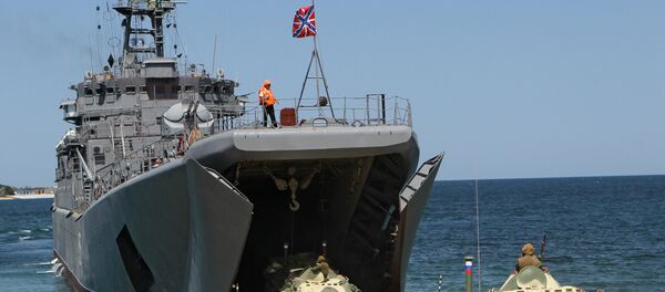 Buque de desembarco Yamal - Sputnik Mundo