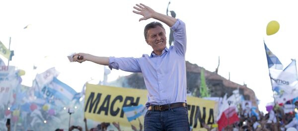 Mauricio Macru durante el cierre de su campaña electoral Mauricio Macru durante el cierre de su campaña electoral - Sputnik Mundo
