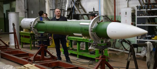 Misiles Buk en primer plano - Sputnik Mundo