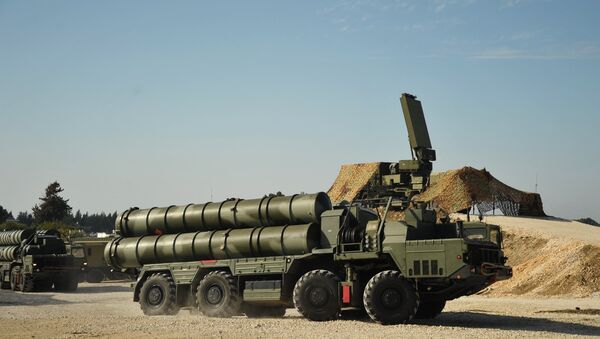 Sistema antiaéreo ruso S-400 Triumf en Siria - Sputnik Mundo