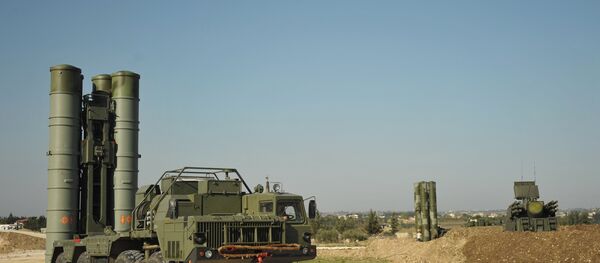 Sistemas de misiles antiaéreos S-400 - Sputnik Mundo