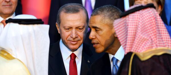 Presidente de Turquía, Recep Tayyip Erdogan, y presidente de EEUU, Barack Obama - Sputnik Mundo