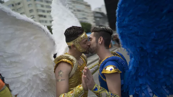 Desfile gay en Brasil - Sputnik Mundo
