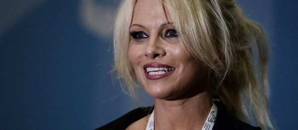 Pamela Anderson, actriz estadounidense - Sputnik Mundo