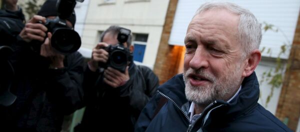 Jeremy Corbyn, líder del Partido Laborista británico - Sputnik Mundo