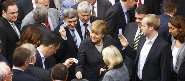Angela Merkel y parlamentarios alemanes votan en Bundestag sobre operación en Siria Angela Merkel y parlamentarios alemanes votan en Bundestag sobre operación en Siria - Sputnik Mundo