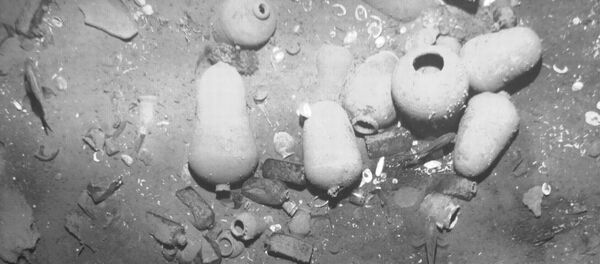Artefactos encontrados entre los restos del galeón San José - Sputnik Mundo