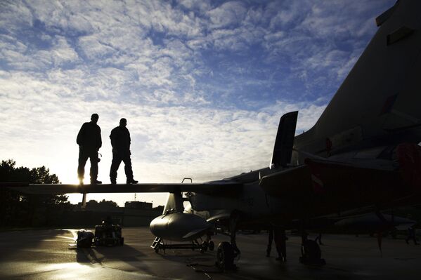 Estado Islámico se enfrenta a Tornado - Sputnik Mundo