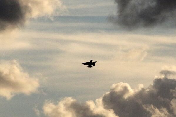 Estado Islámico se enfrenta a Tornado - Sputnik Mundo