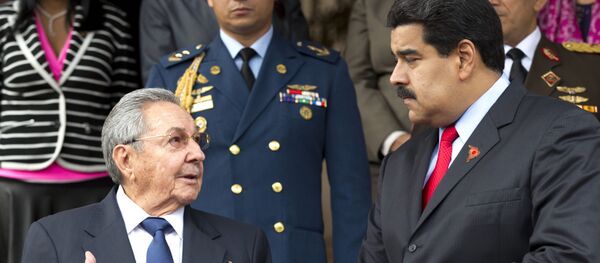 Presidente de Cuba, Raúl Castro y presidente de Venezuela, Nicolás Maduro - Sputnik Mundo