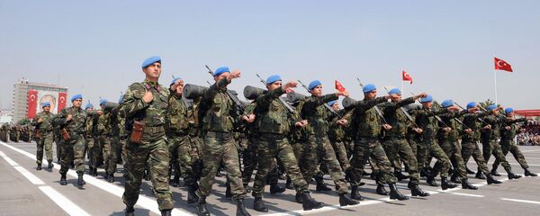 Militares turcos (archivo) - Sputnik Mundo