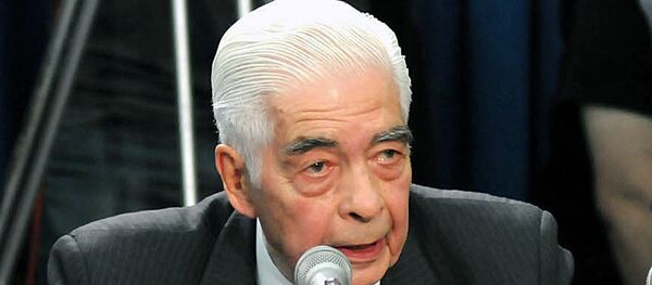 El general Luciano Benjamín Menéndez asiste al juicio en su contra - Sputnik Mundo