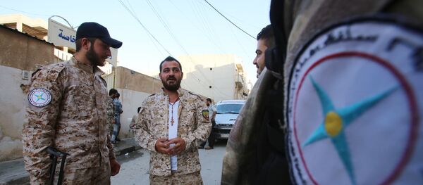 Milicias de cristianos asirios del grupo Sitoro - Sputnik Mundo