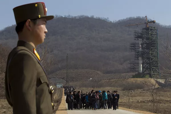 Pyongyang tiene la bomba de hidrógeno y base espacial para lanzarla Pyongyang tiene la bomba de hidrógeno y base espacial para lanzarla - Sputnik Mundo