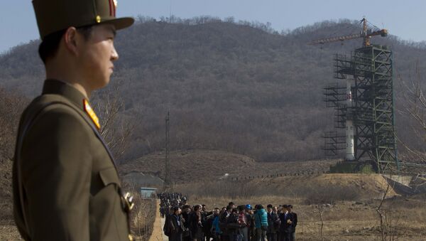 Platforma de lanzamiento en Corea del Norte - Sputnik Mundo