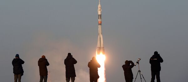 Lanzamiento de una nave espacial tripulada - Sputnik Mundo