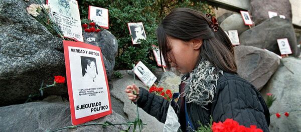 Memorial de los Detenidos Desaparecidos en el cementerio de Santiago, Chile Memorial de los Detenidos Desaparecidos en el cementerio de Santiago, Chile - Sputnik Mundo