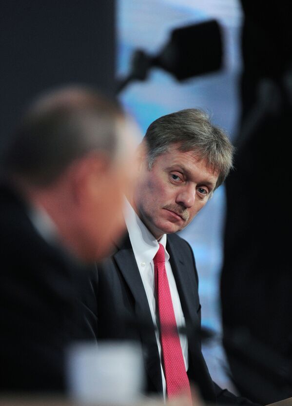 Las emociones en la gran rueda de prensa de Vladímir Putin - Sputnik Mundo