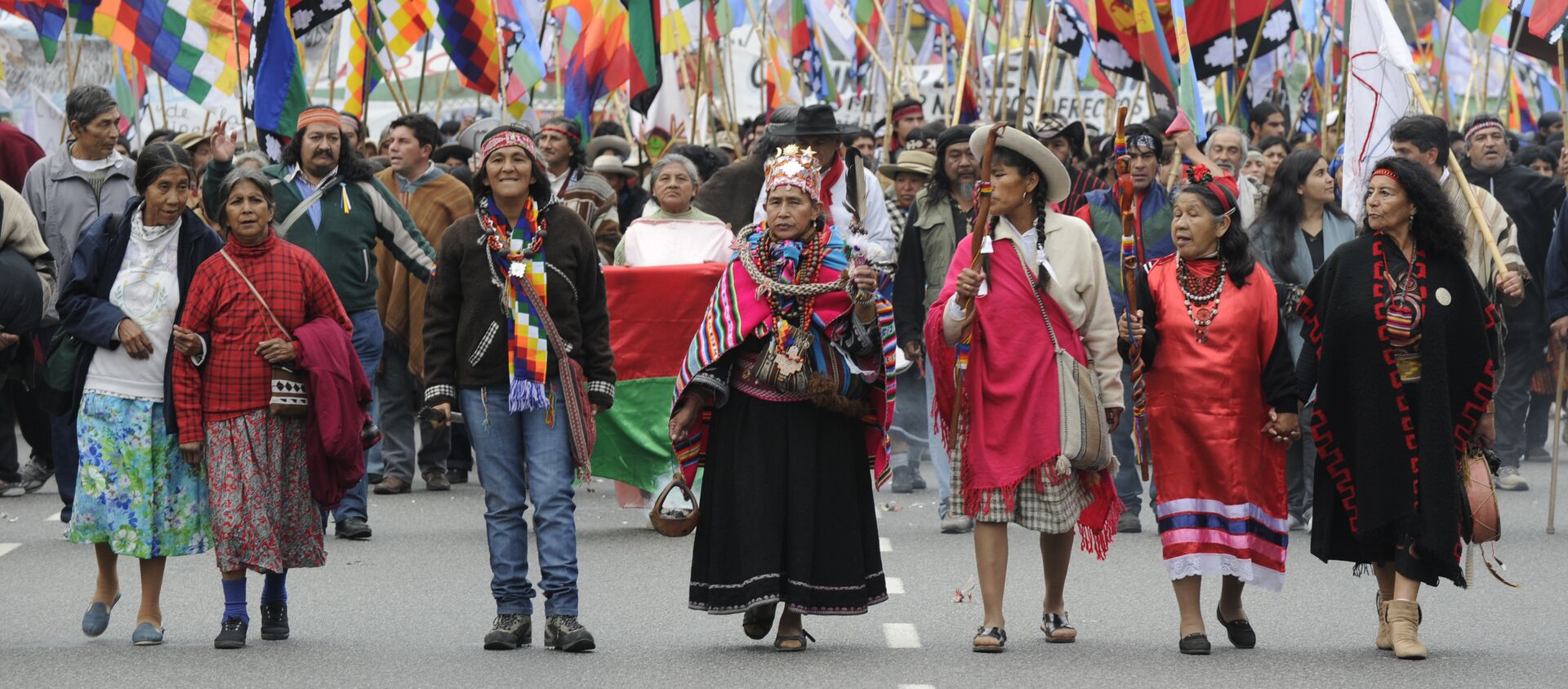 Indígenas de Argentina - Sputnik Mundo, 1920, 06.08.2020