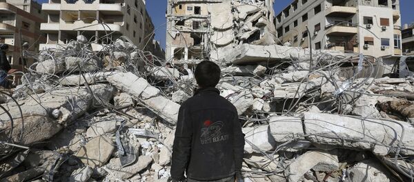 Consecuencias del bombardeo israelí en las afueras de Damasco - Sputnik Mundo