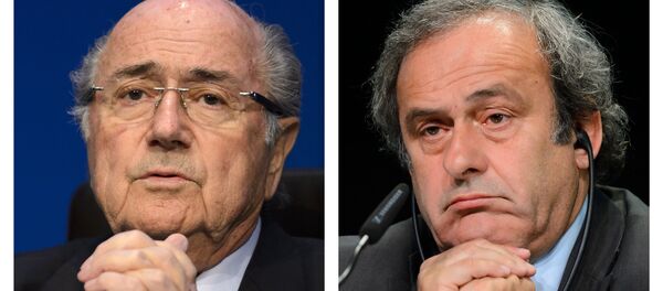 Joseph Blatter y Michel Platini - Sputnik Mundo